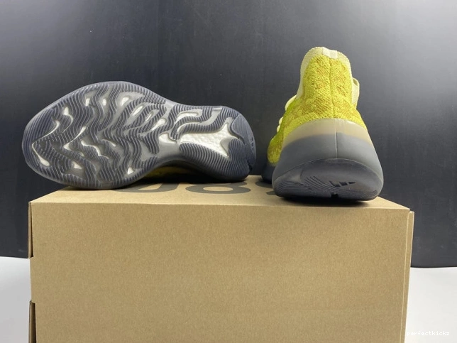 YEEZY HYLTE ADIDAS BOOST FZ4990 380 GLOW 0708